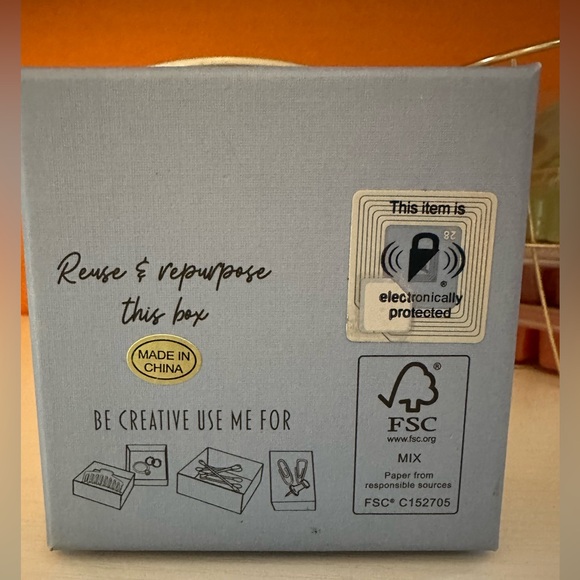 HOUSE OF HARLOW 1960 Gold-Tone Heart Stud Earrings(NWT) - Picture 2 of 7